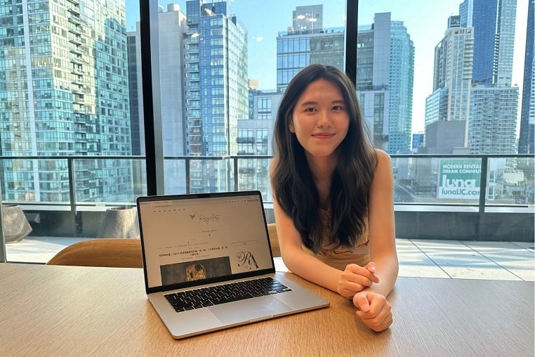 ▲RosyArts創辦人鄭琬馨,平台自創立以來累積瀏覽量達數百萬次。