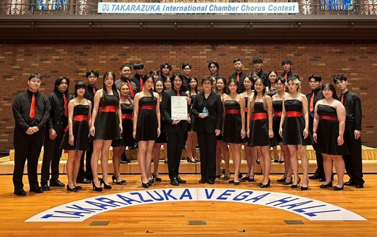 ▲樹科大表演藝術系葛利合唱團榮獲第41屆日本寶塚國際室內合唱大賽混聲組銀獎
