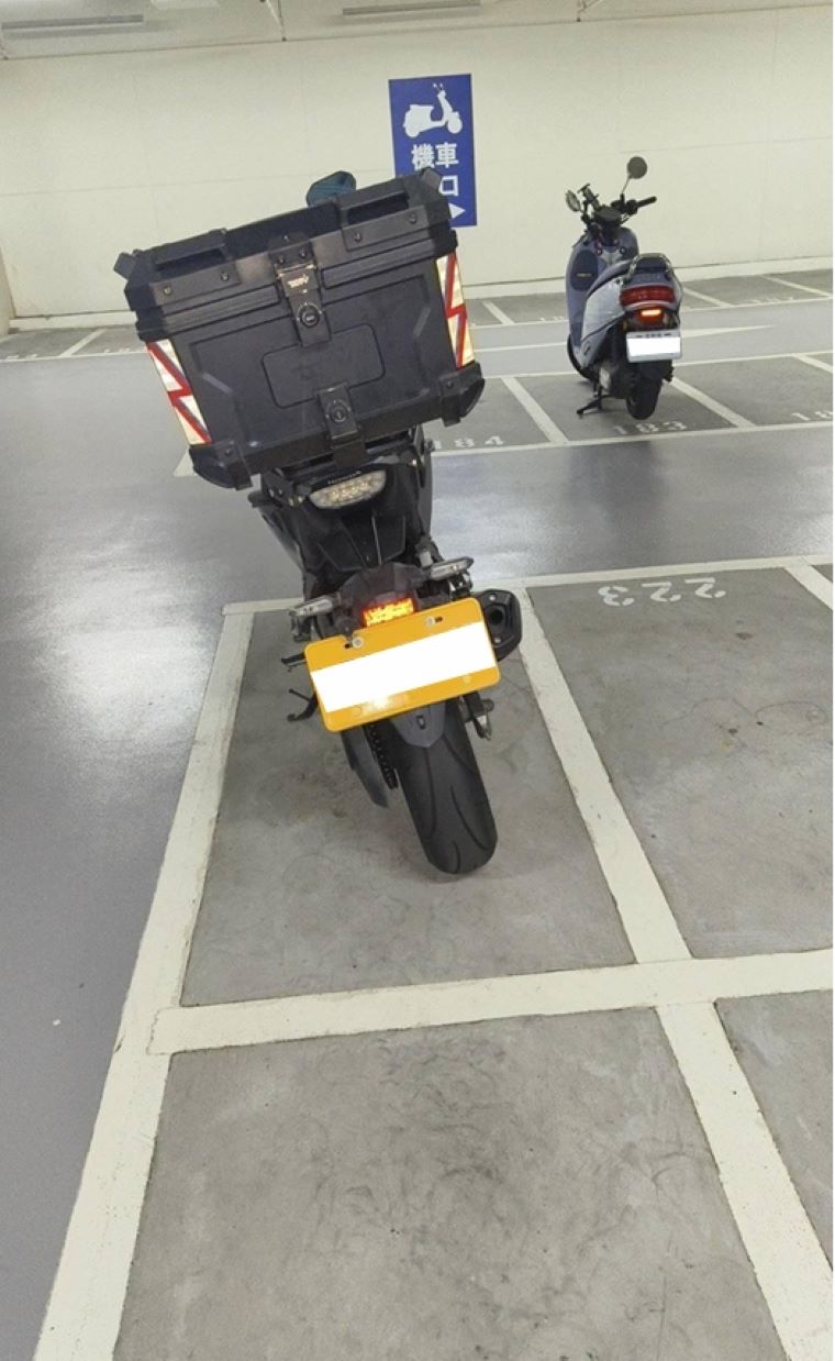 新北優化大型重機停車措施 8月起每小時10元計費 26 《圖說》大型重機停一般機車格。〈交通局提供〉