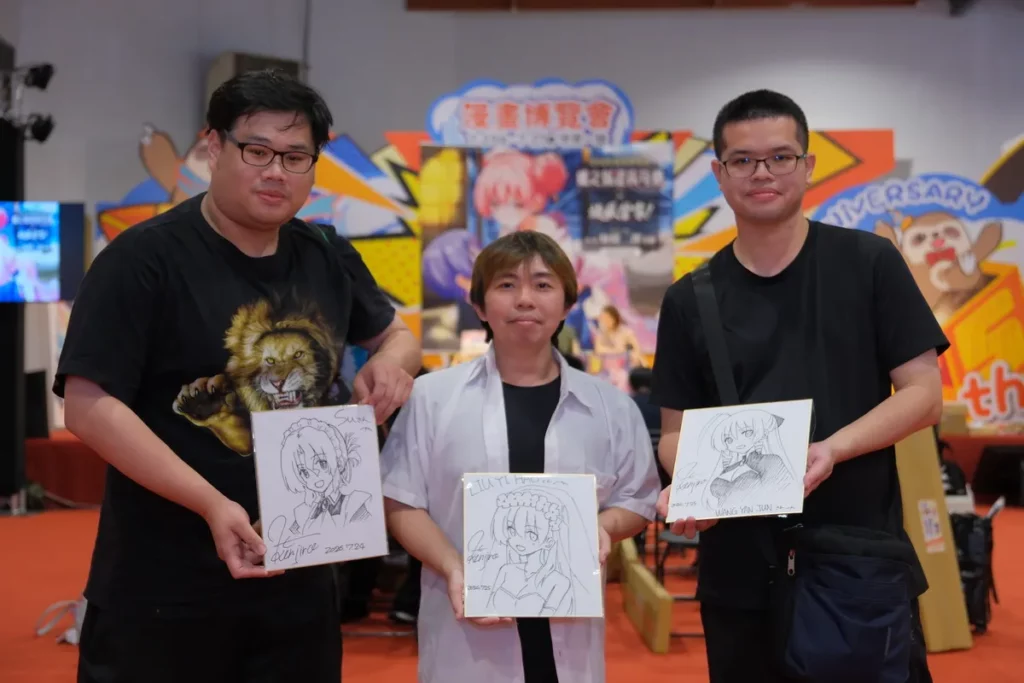 讀者可選擇經典神作《總之就是很可愛》或《旋風管家!》人氣角色簽繪。