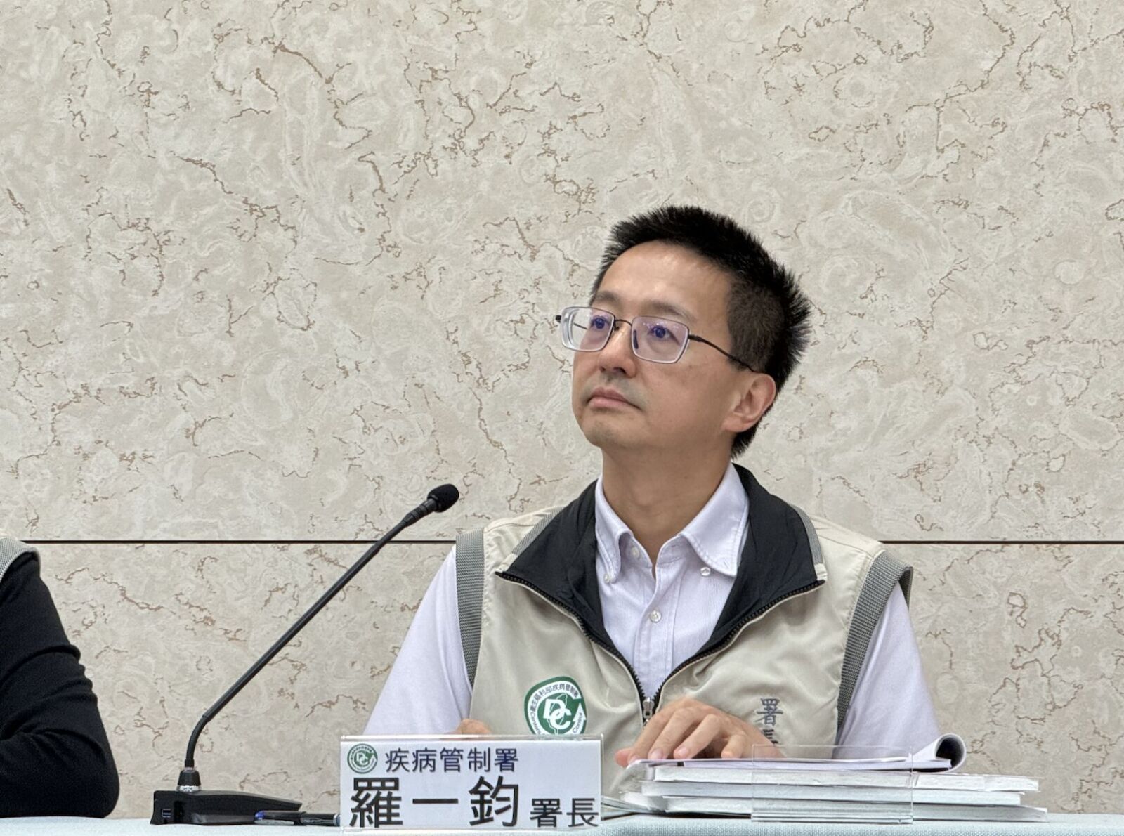 新冠超凶「暴增117.4%」萬人擠就醫！ 羅一鈞：高峰提早8月中 205