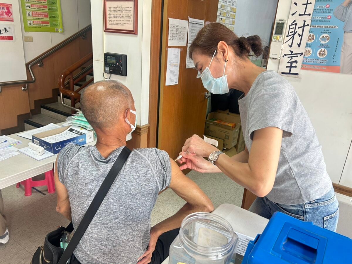 ▲金城衛生所新冠疫苗接種實況。