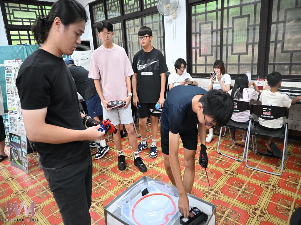 花壇鄉長參選人葉繼元推戰鬥陀螺比賽 爆滿盛況展現熱血賽事翻轉地方新形象 - https://www.watchmedia01.com