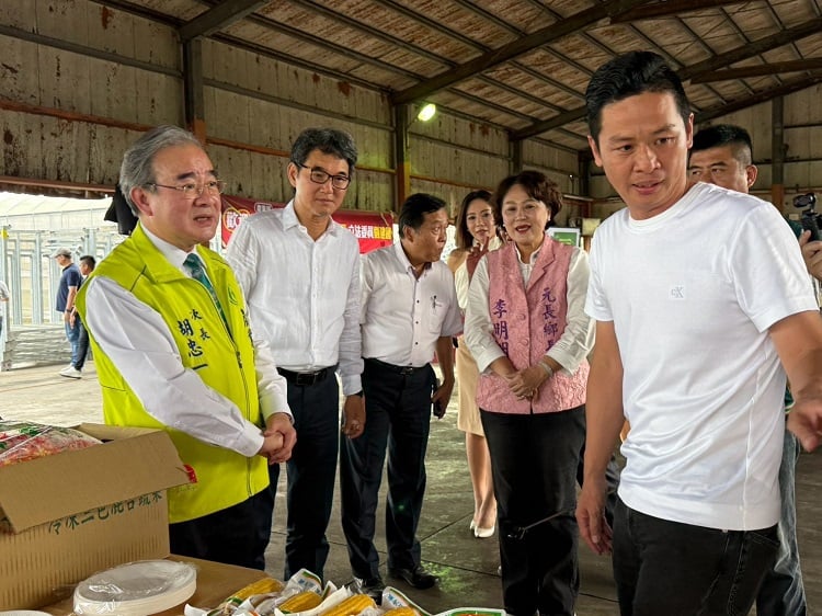 ▲劉建國成功爭取農業用電補貼,行政院核定每年投入1億元,減輕16.8萬農民負擔。(記者劉峻文攝)