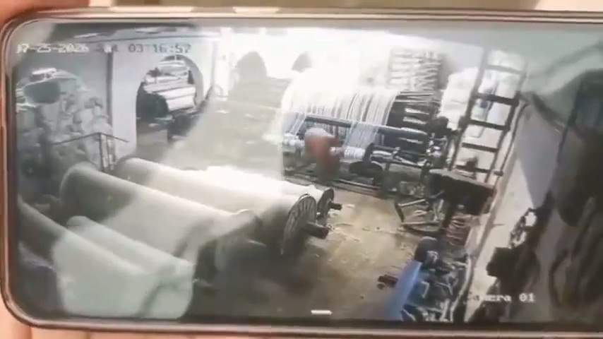影/紡織廠致命工安!巴基斯坦工人遭捲入機械「旋轉數十圈」 當場重傷不治