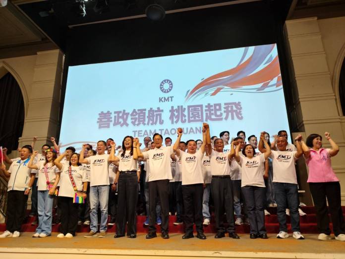 張碩芳父親節前夕走訪南門市場 傾聽攤商復工心聲 703676