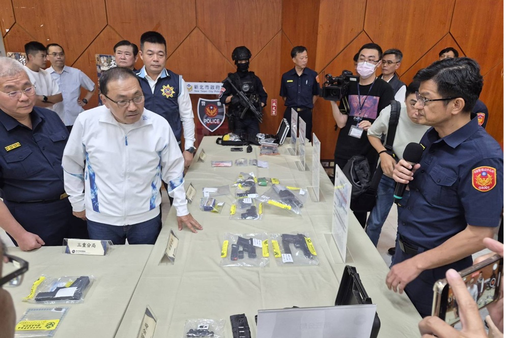 檢肅黑幫101團588人 侯友宜將挹注1.6億元預算採購AI科偵裝備 226 cnews204260802a01