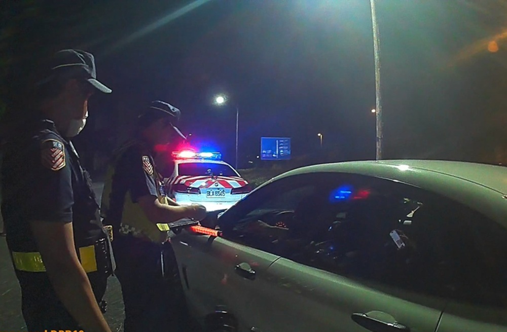國道服務區車聚燒胎 聯合路檢查獲各種交通違規44件 236 cnews204260802a04