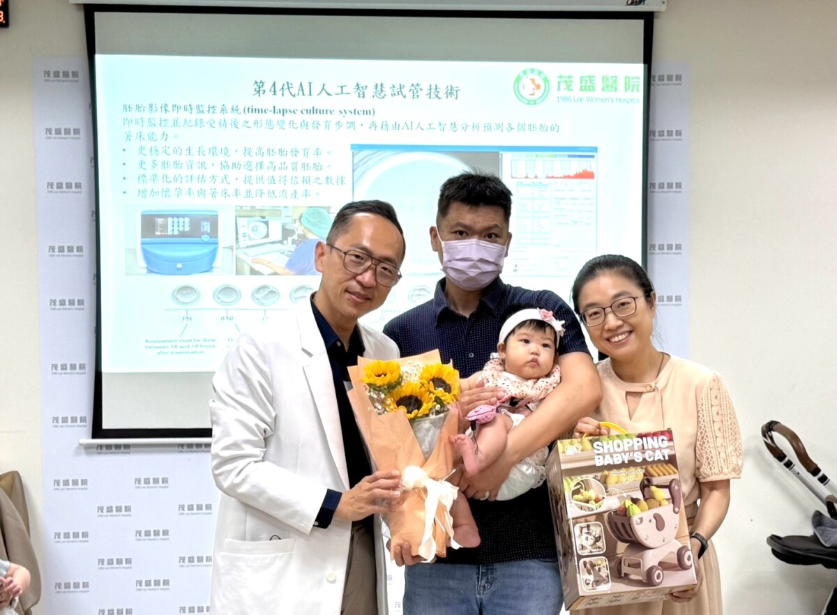 ▲李俊逸醫師在運用AI人工智慧試管技術與胚胎篩檢協助下，助李小姐順利迎來健康女寶寶。(圖/記者顏淑娟攝)