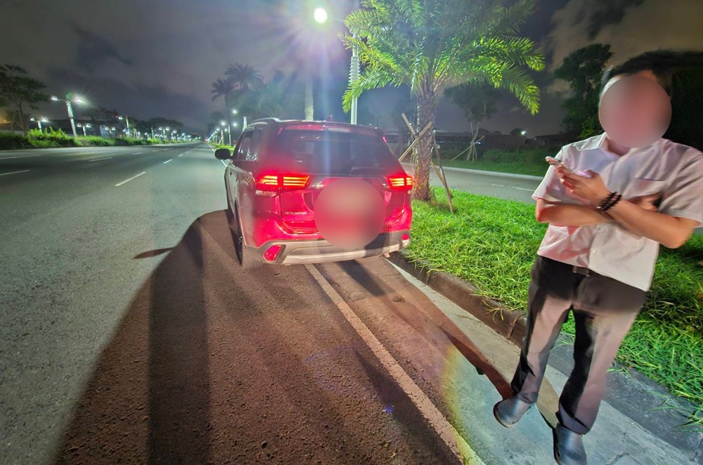 休旅車停快車道一動不動 駕駛睡翻警傻眼45歲男涉酒駕 122 cnews204260803a06