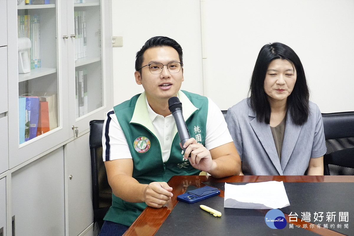 市議員李宗豪痛批體育局將廠商推出來「祭旗」,卻沒有檢討監督責任。