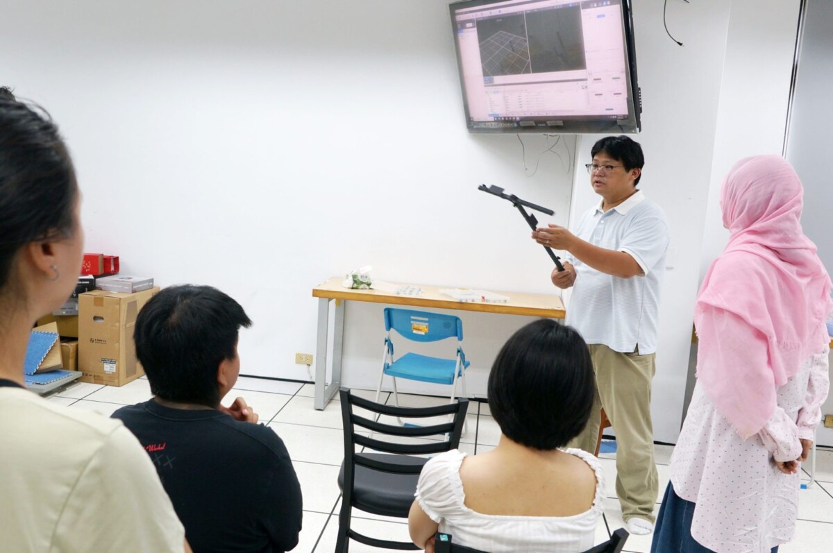 SQ08043 4大葉大學獲TEEP獎助