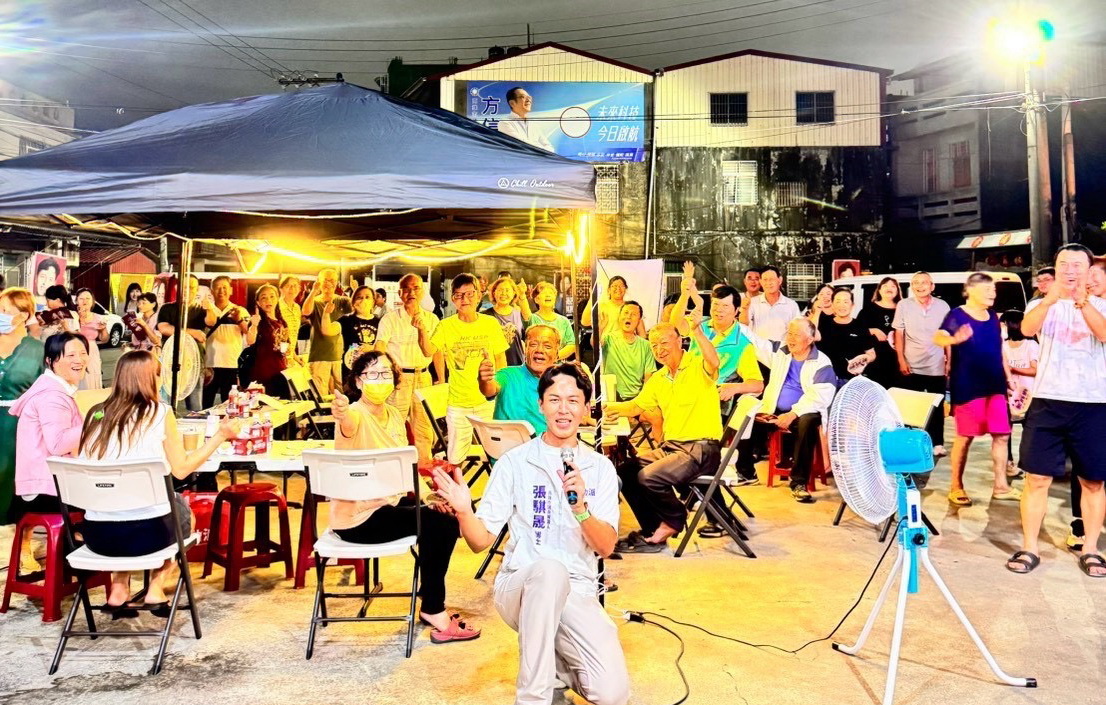 把服務處搬到你家樓下!千名鄉親夜衝張騏晟「夜間問事」旋風席捲大岡山