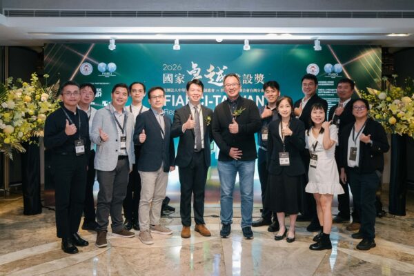 新北城鄉局團隊於2026國家卓越建設獎頒獎典禮共榮獲6項殊榮，展現推動高品質公共建設及宜居城市的卓越成果。圖/新北市政府提供