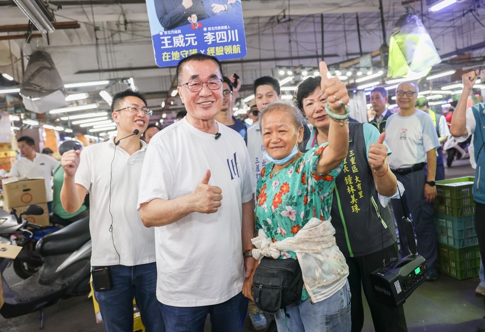 李四川從板橋到三重連兩週清晨拜票 人氣旺民眾高喊「沒選上我會難過」 176 248260804a05
