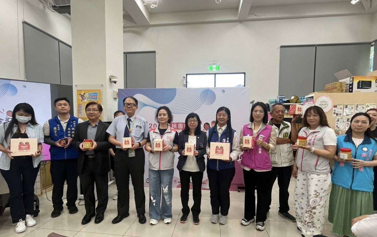 遛狗爆糾紛!中壢男拿點火器喊「狗太大隻不能帶出來」 女飼主嚇壞 416477