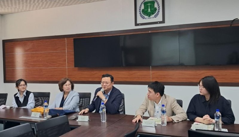 高雄大學攜手越南姊妹校 串聯法學教育與司法實務 打造臺越法律交流平台