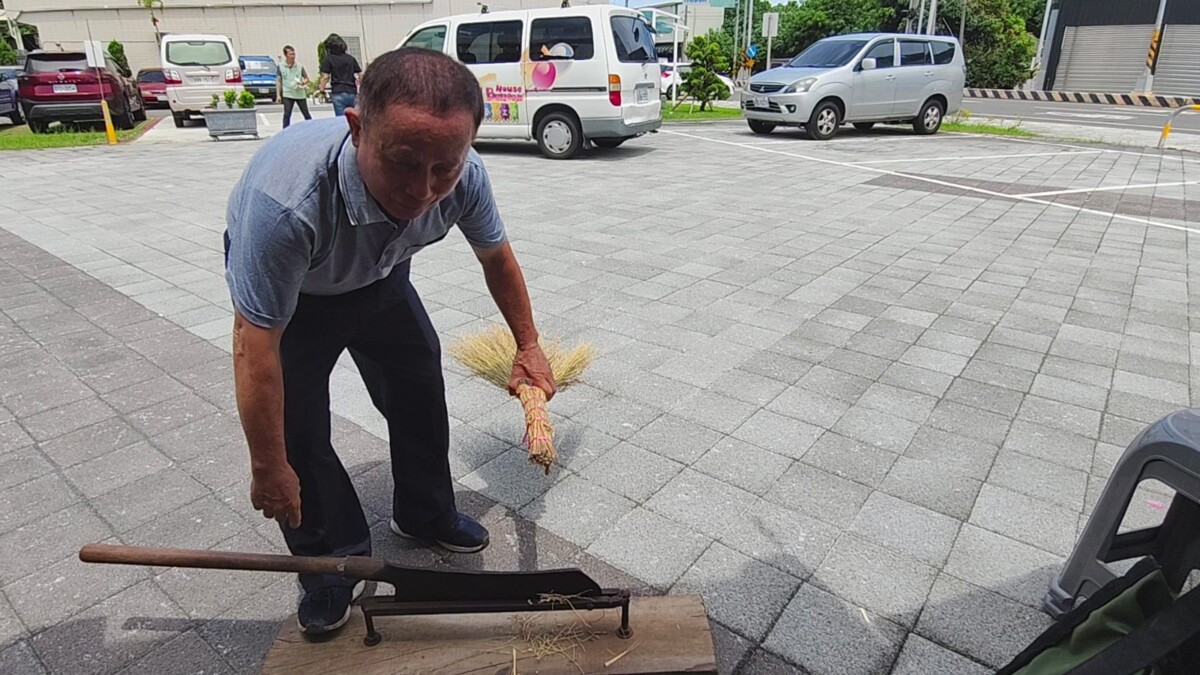 SQ08077 4福興西勢地膚草掃帚喊救援
