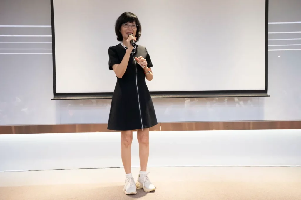 珍愛教育基金會執行長陳素珍（Jina）勉勵與會者