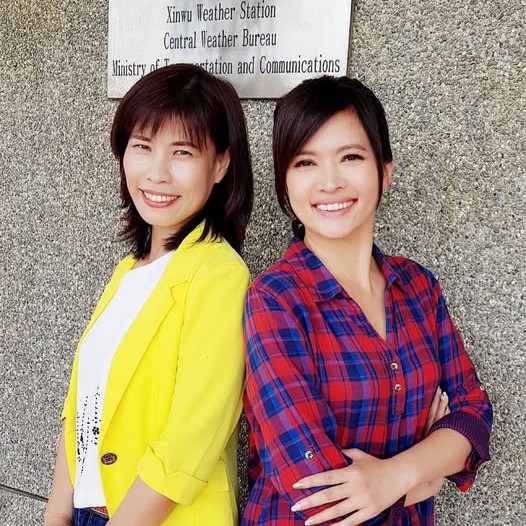伍婉華與王淑麗播報颱風氣象時都曾口誤。(圖/翻攝王淑麗臉書)