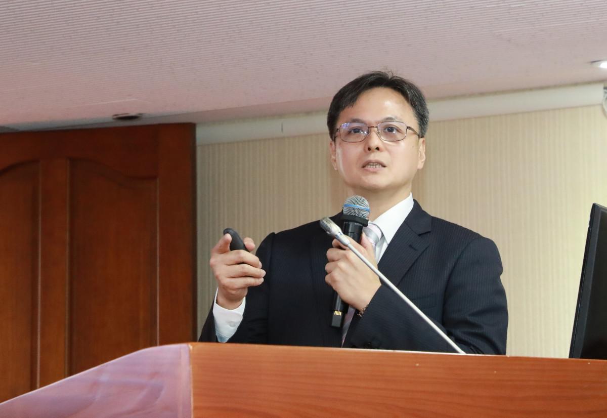 台灣急診醫學會理事長陳健驊表示，基層若能及早承接篩檢、診斷與治療，可減少不必要的急診就醫，保留急重症照護量能。