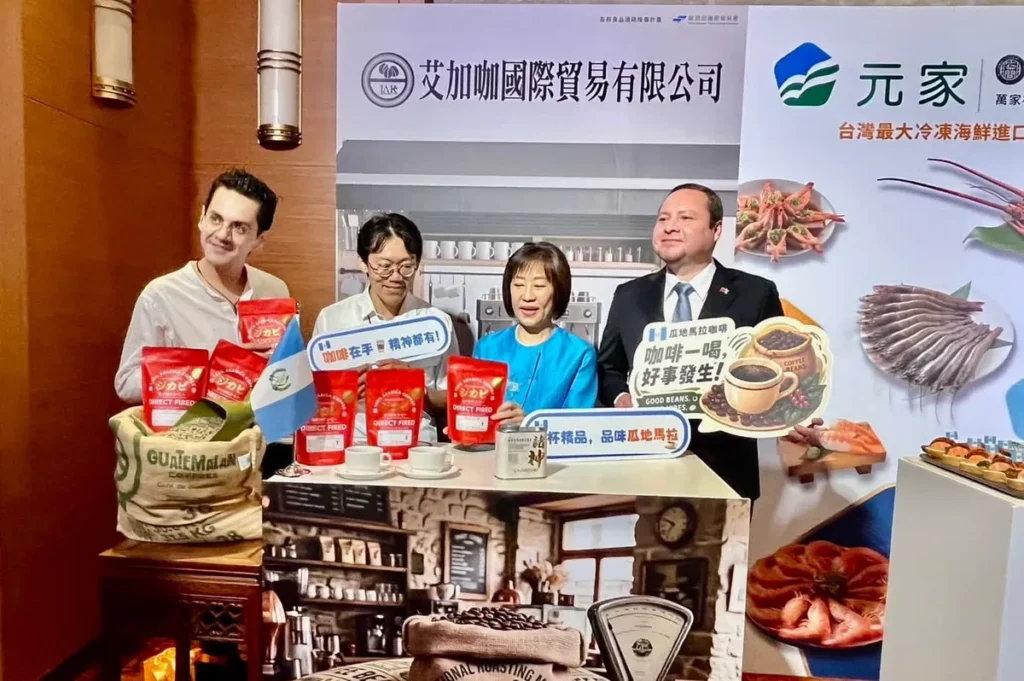 經濟部貿易署10日舉辦「友邦好食力」記者會。