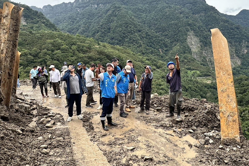 南庄301農路剛搶通又崩塌　鍾東錦提短中長期治理方案 263