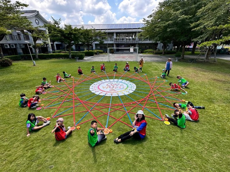 工藝入校走進暑期校園 工藝中心攜手學校深化工藝教育扎根 從在地出發 讓孩子在實作中培養美感與創造力