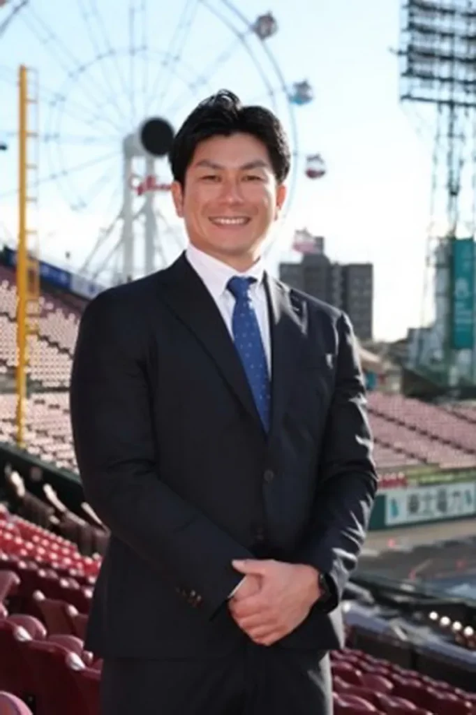 樂天金鷲銀次大使與岡島豪郎大使將首度聯手擔任台灣樂天集團日開球貴賓。圖:東北樂天金鷲/提供