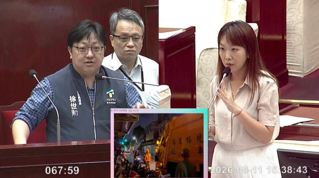 台北市議員張文潔痛批環保局讓隊員徒手擋車「用命維護市容」。(圖/張文潔辦公室提供)