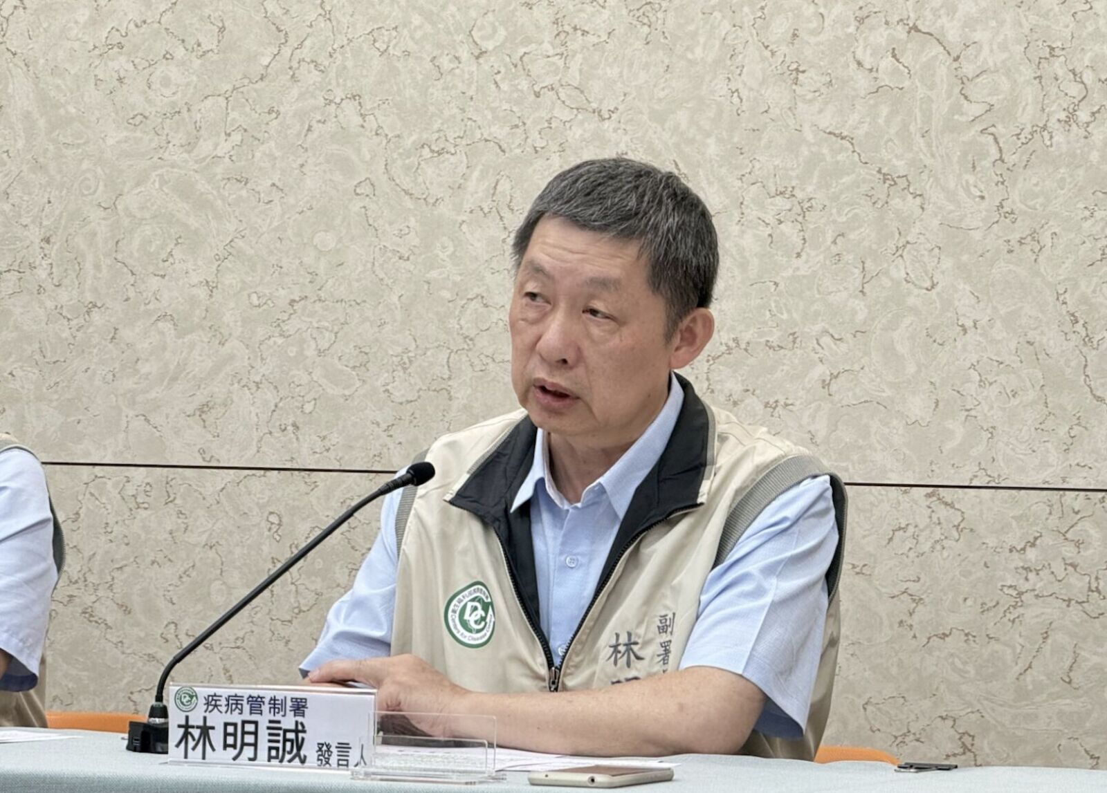 史上最凶！伊波拉擴散逾2千死 疾管署「入台禁令」討論延長 227