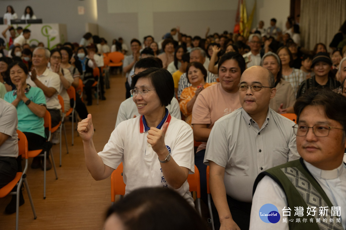 徐欣瑩表示，未來會把尖石的聯外道路、邊坡、通學安全一項一項顧好。