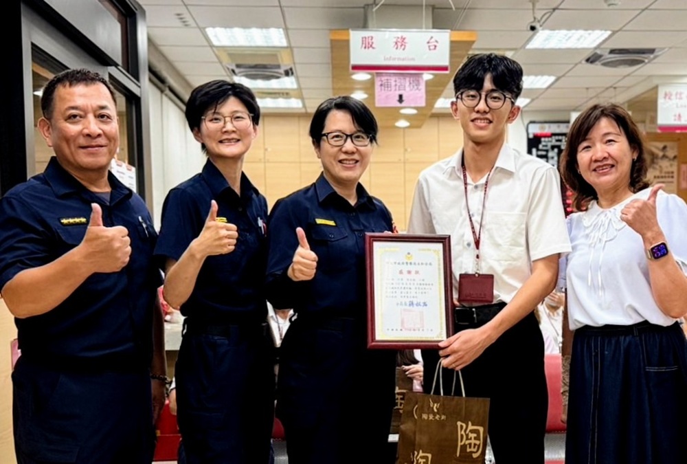 61歲男要買3公斤黃金 警銀聯手阻假投資詐騙保住1400萬元 226 cnews204260817a02