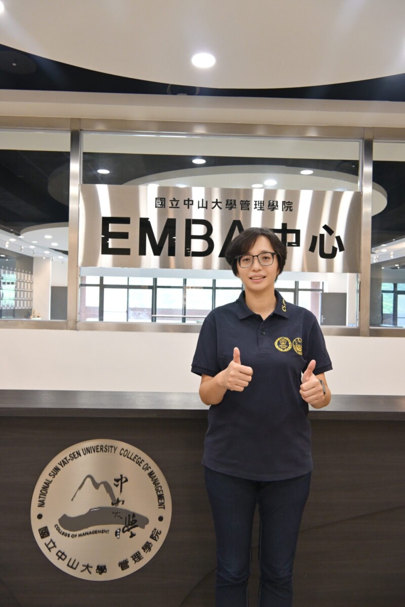 蔡佳芬從EMBA教育者角度指出,真正的財商不只是懂投資,更要理解風險、做好長期資產配置,並回到價值創造;對企業經營者而言,最重要的投資往往是企業、人才、技術與創新。(圖/國立中山大學管理學院提供)