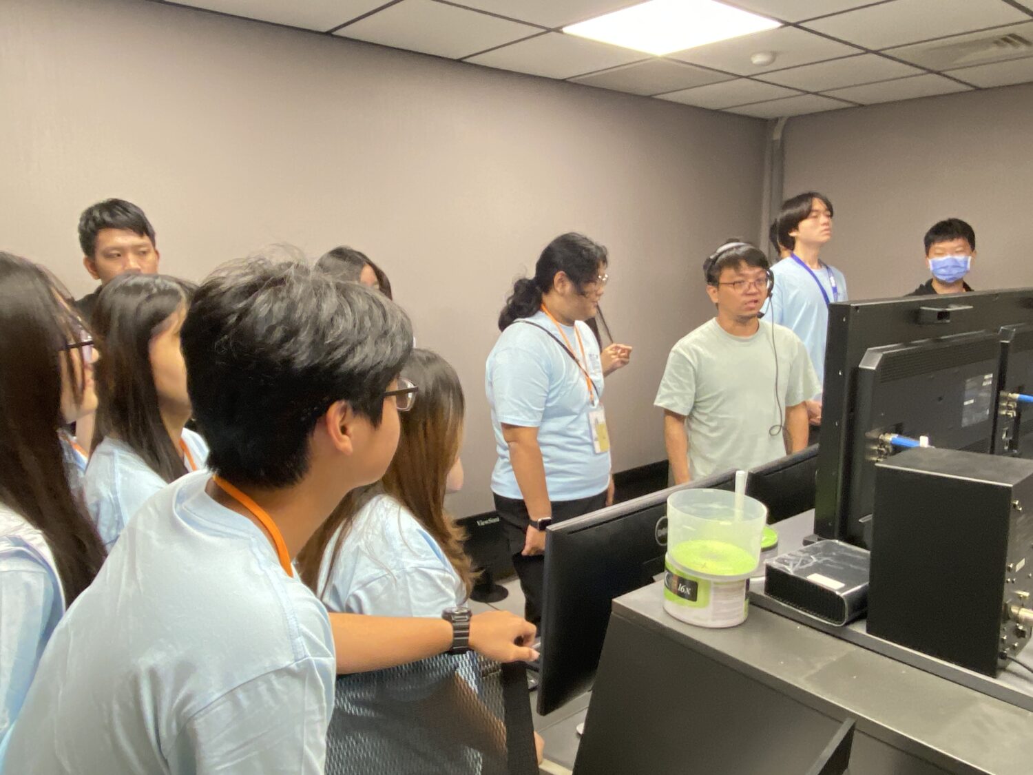 認識臺灣優勢與媒體新識野 國際及兩岸事務種子培育營參訪鳳信數位有線電視