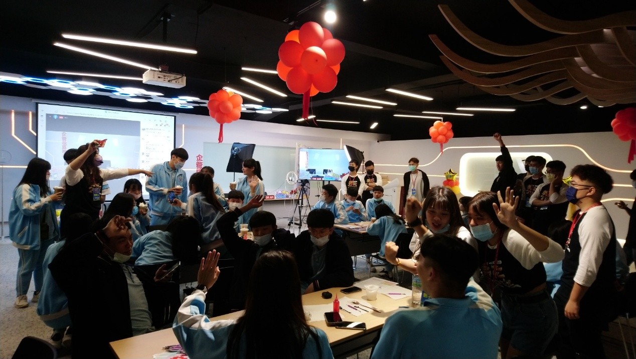 新明市場改建攤商不到半數買單 黃世杰強調好市長要溝通找共識 75757 5