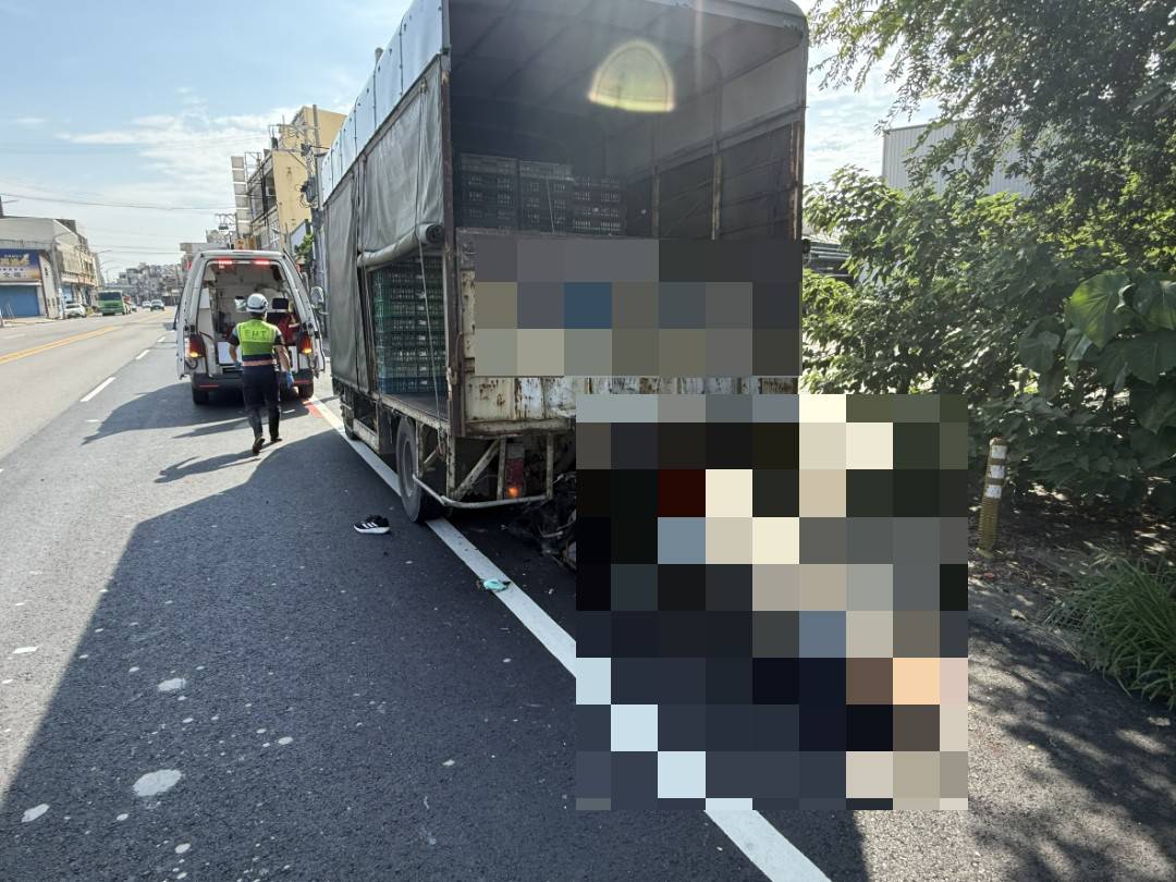SQ08198 4福興沿海路死亡車