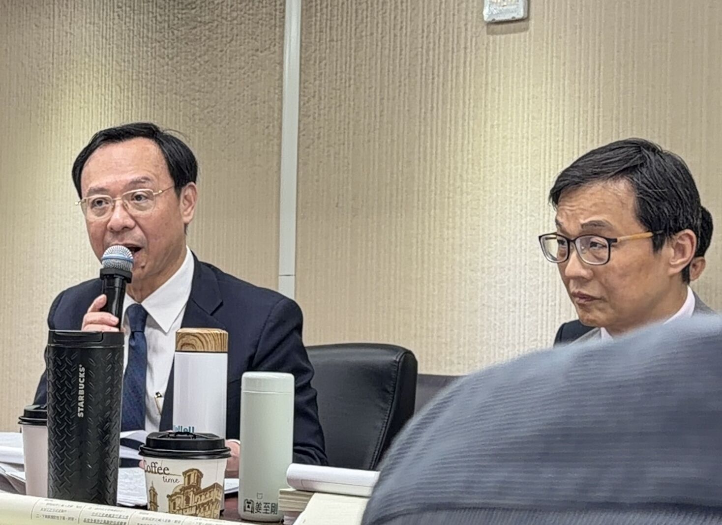 決定20%專家爆與中聯餐敘 石崇良:不知情!資料移送檢調 214 決定20%專家爆與中聯餐敘 石崇良:不知情!資料移送檢調 213