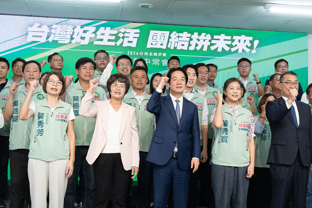 賴清德讚陳素月能讓彰化中小企業加速轉型　陳秀寳、黃秀芳接連力挺 201