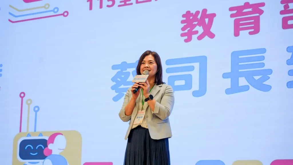 教育部學生事務及特殊教育司司長蔡宜靜致詞。(圖/朝陽科大提供)