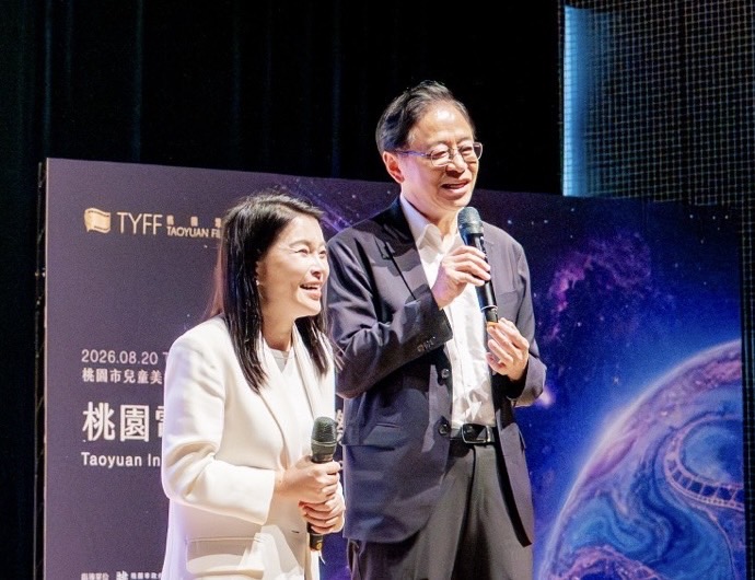 張嘉郡合體張善政聊AI電影科技 盼把世界經驗帶回雲林 214 張嘉郡合體張善政聊AI電影科技 盼把世界經驗帶回雲林 213