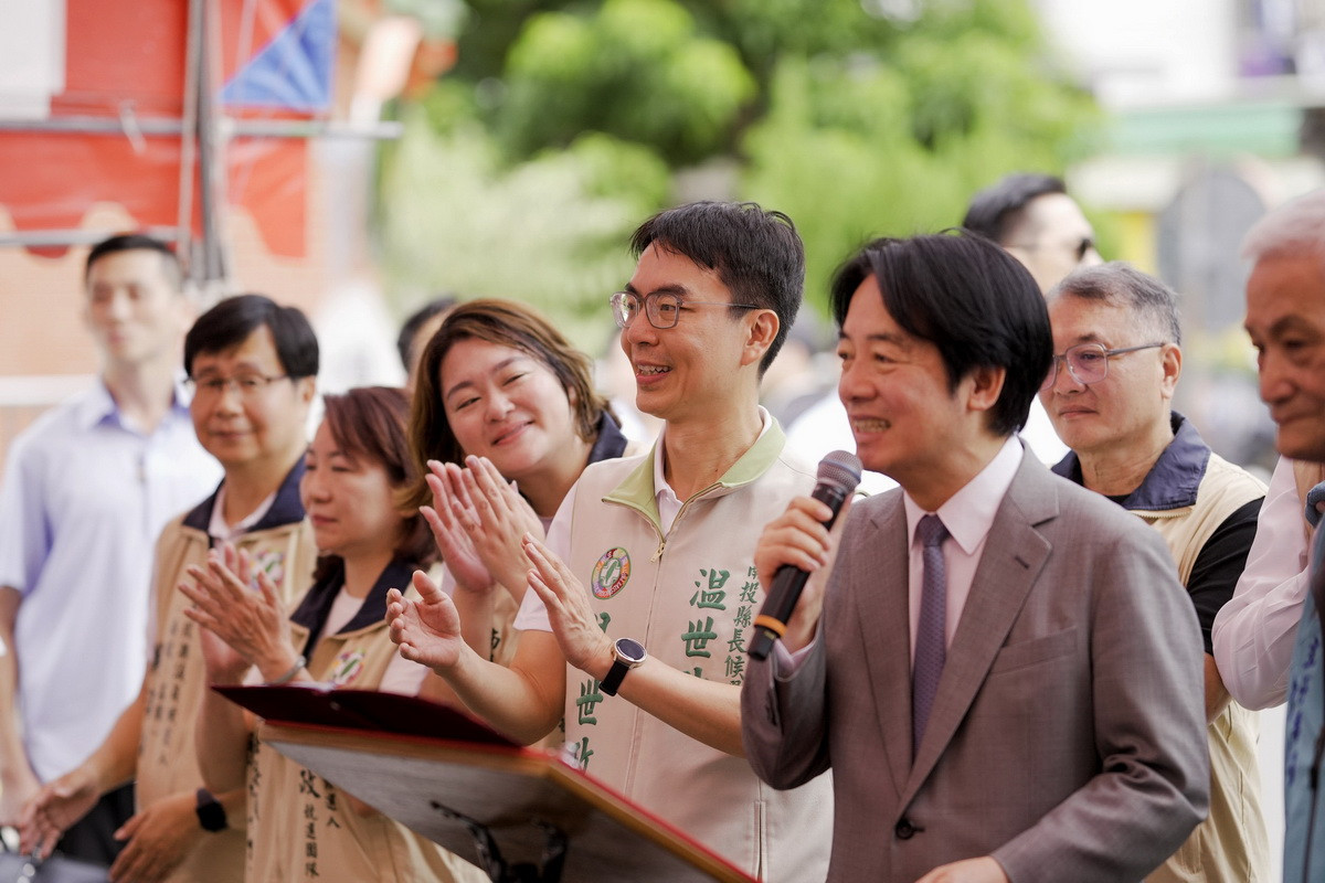 温世政沈夙崢與多名參選人都到場。（温世政辦公室提供）