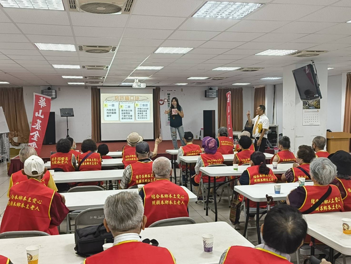 守護孤老26載        桃園一站伴老之路缺你不可