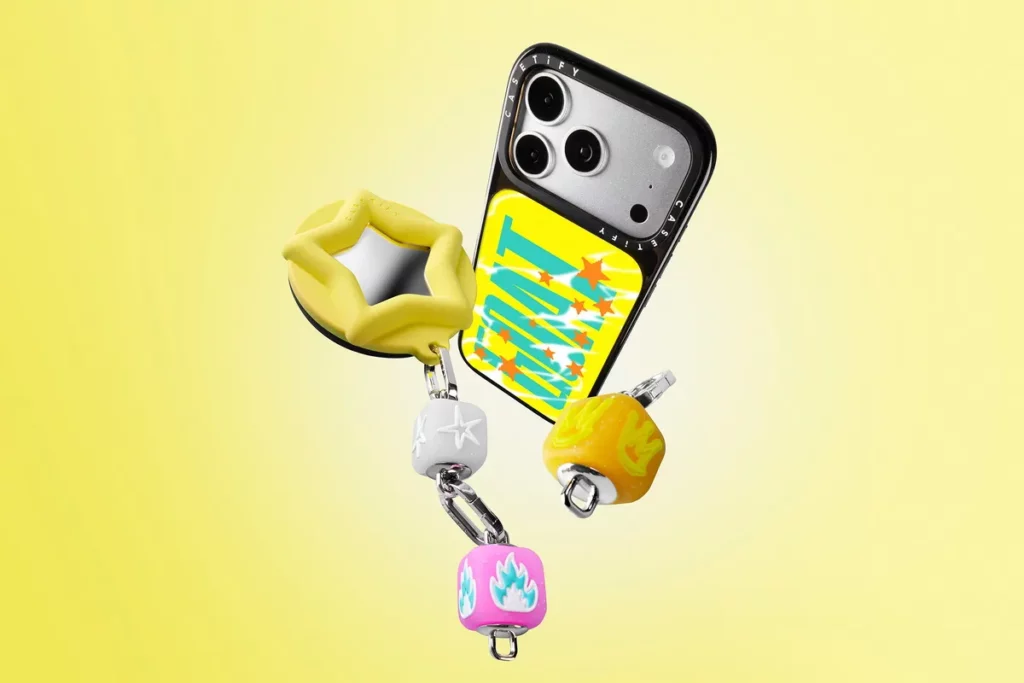 Snappy™ 糖果磁吸鏡面手機支架除了帶有絲絨霧面質感,還可融合立體造型的粉嫩愛心、花朵和星星元素
