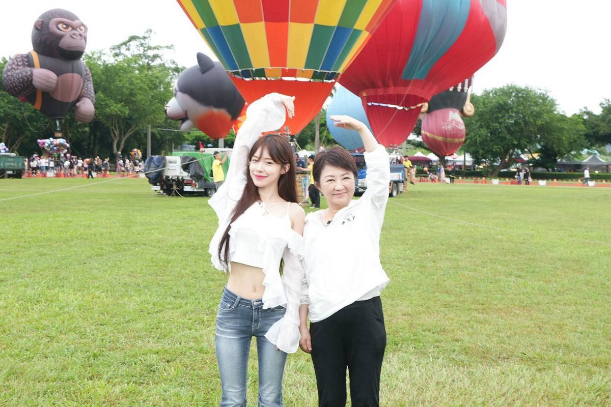 ▲全球唯一媽祖熱氣球首飛台中,盧秀燕與李多慧邀民眾體驗石岡嘉年華。(圖/中市府提供)