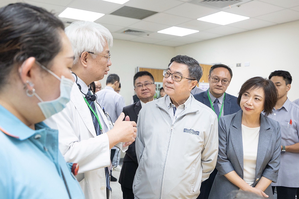總統喊行政院、立法院遷台中 江啟臣、何欣純皆支持 262 總統喊行政院、立法院遷台中 江啟臣、何欣純皆支持 261