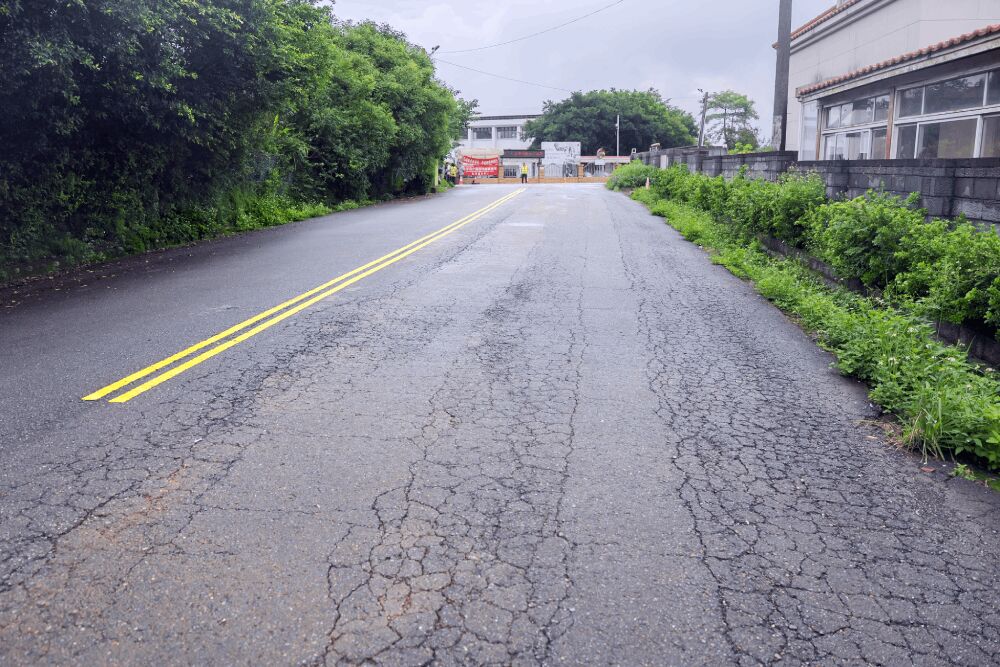 楊梅陽光山林社區道路9月動工 張善政今視察力拚10月底完工 228 照片來源:桃園市政府