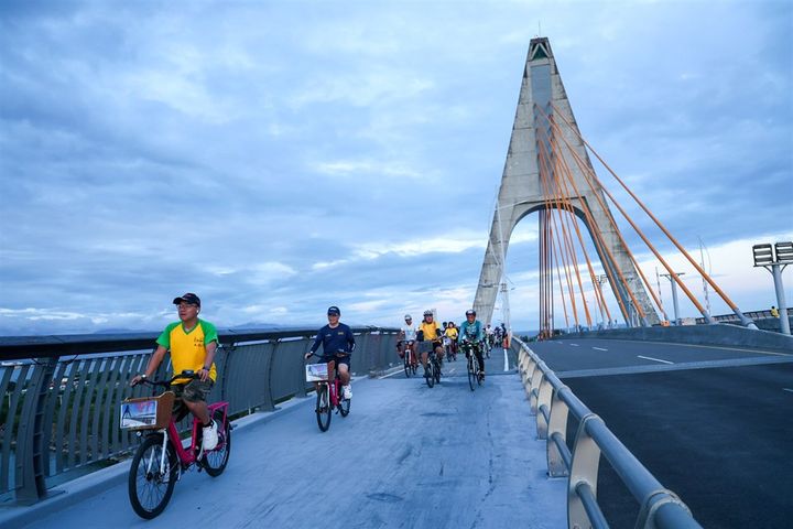 騎出專屬「鵬灣WAY」!大鵬灣「Light One Bike」騎單車打卡抽好禮