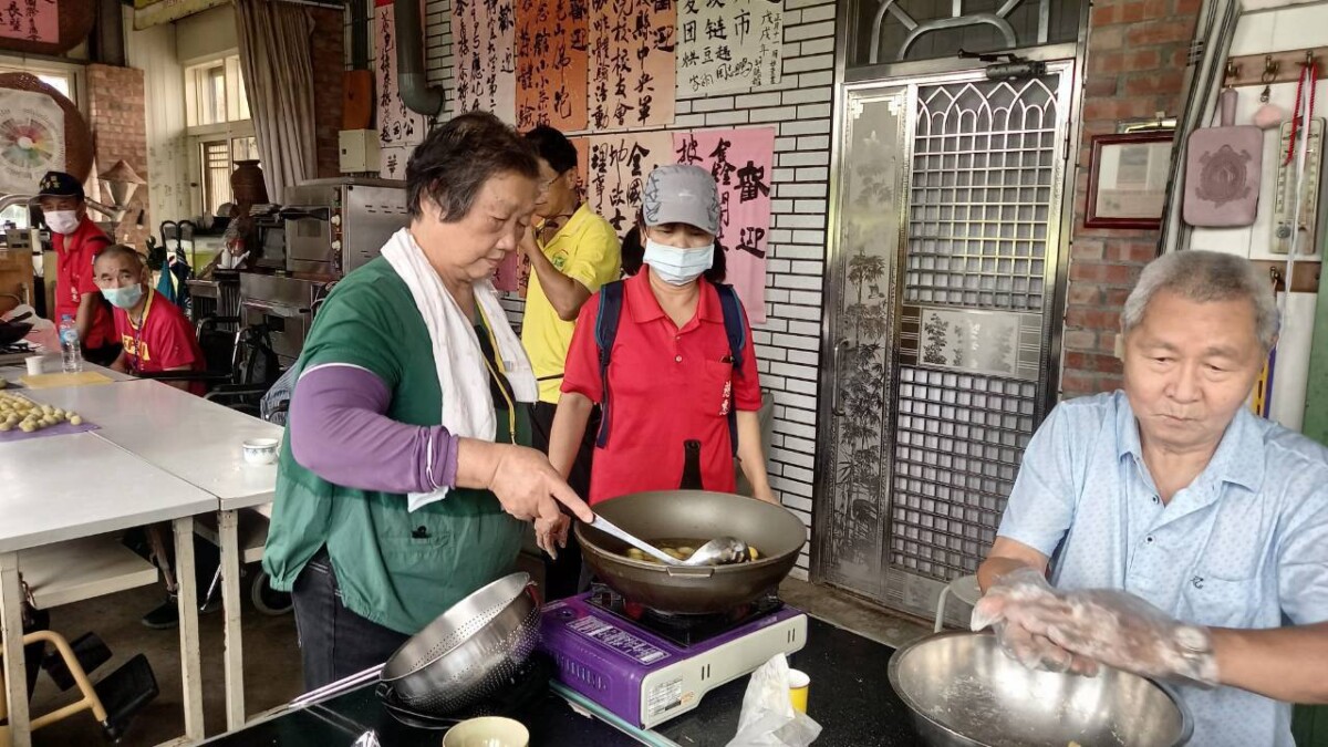 SQ08252 7彰化榮家帶長輩茶鄉微旅行