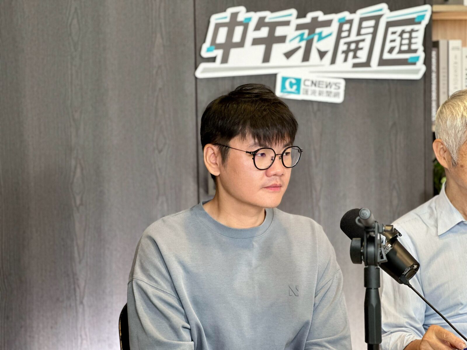 中午來開匯/質疑「宜蘭8成支持高鐵」怎麼來的? 劉仲書:調查對象是受影響住戶、非高鐵直鐵二選一 214 中午來開匯/質疑「宜蘭8成支持高鐵」怎麼來的? 劉仲書:調查對象是受影響住戶、非高鐵直鐵二選一 213